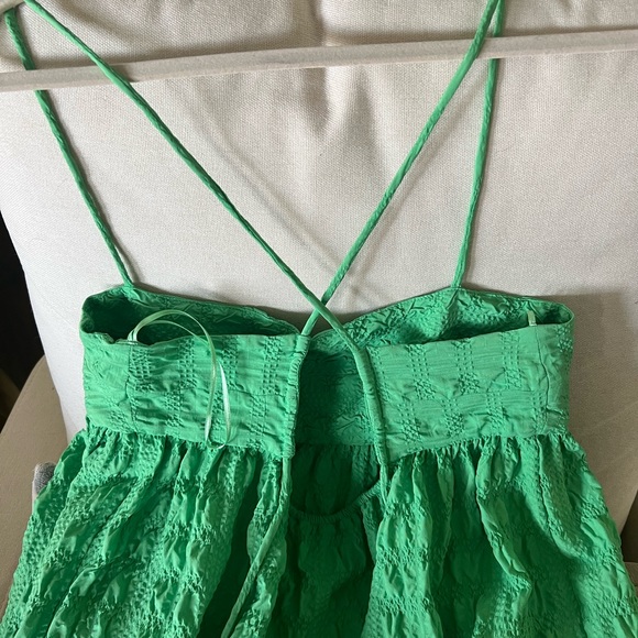 Zara Green Textured Maxi Dress *sold out online* - Picture 3 of 5